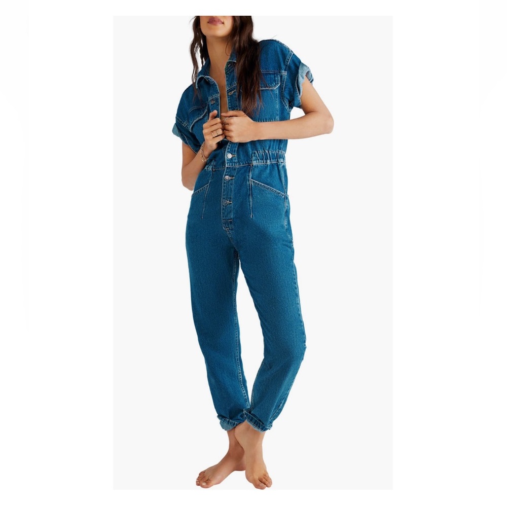 Free People We The Free Marci Denim Coveralls in Sapphire Blue size Small